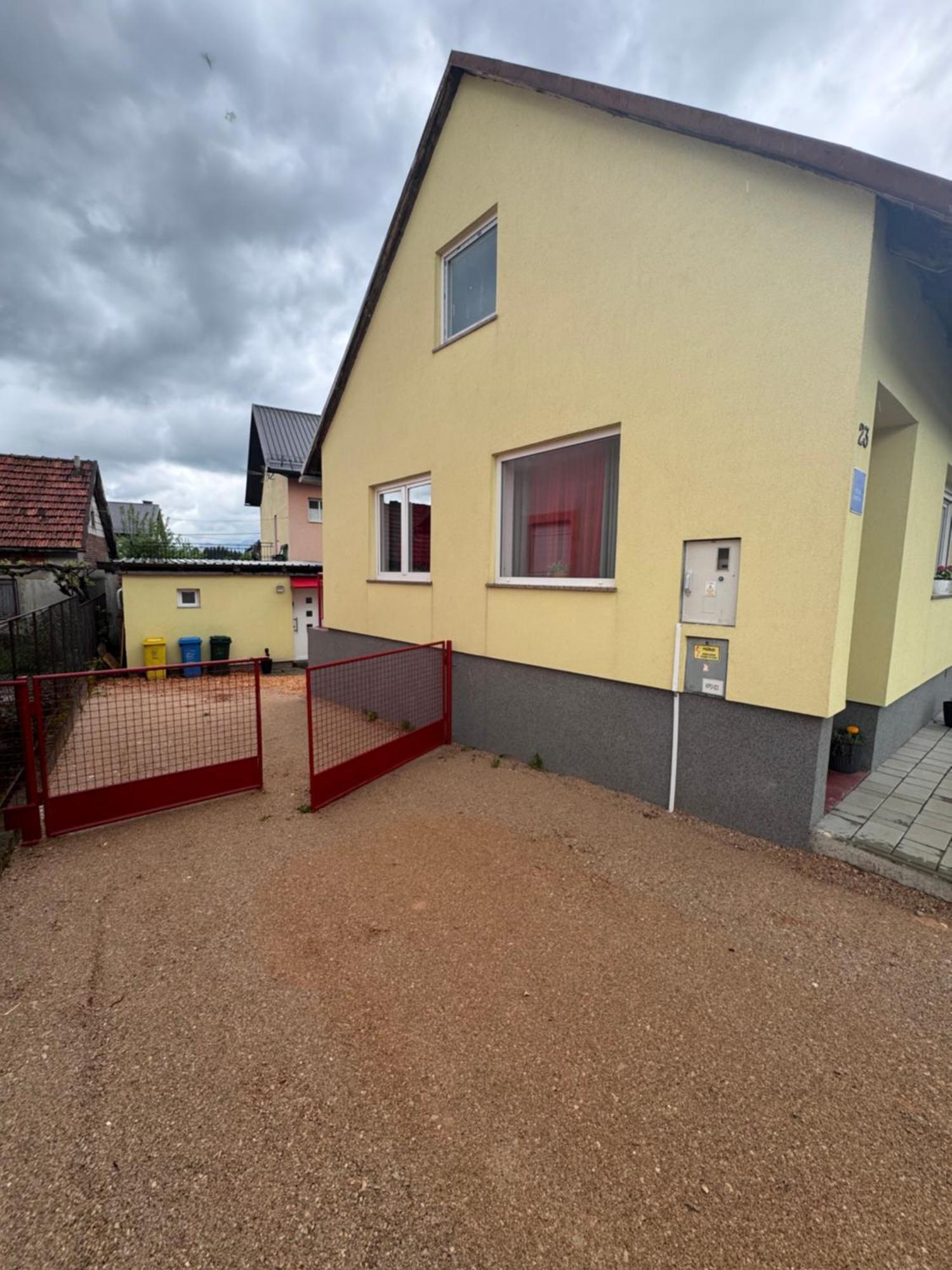 Apartman Josip Gospic Exterior photo